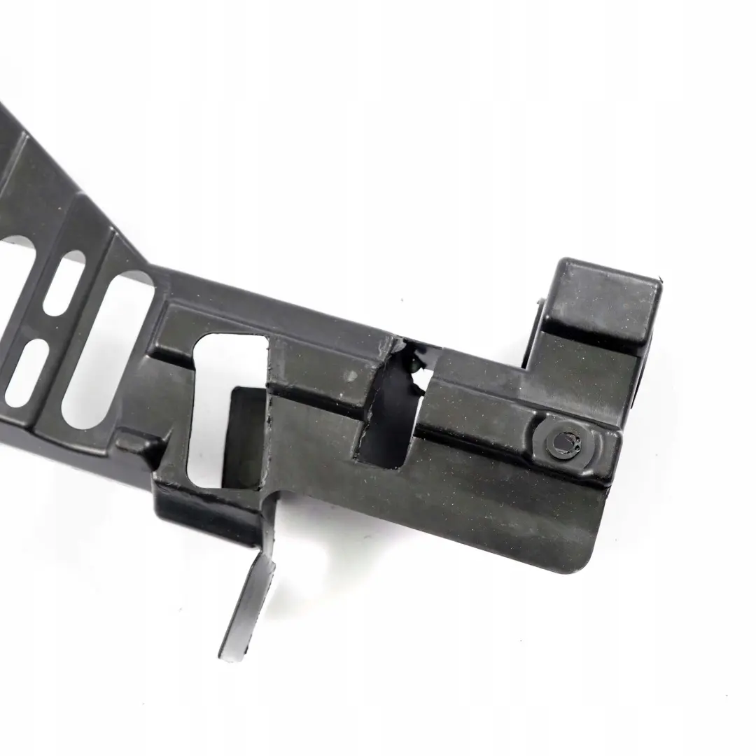 Mercedes-Benz C CLK W202 W208 Bordwerkzeug Wagenheber Halter für mit Teilenummer A2028990414 Mercedes-Benz C CLK W202 W208 Bordwerkzeug Wagenheber Halter - SKU A2028990414 - Teilenummer A2028990414