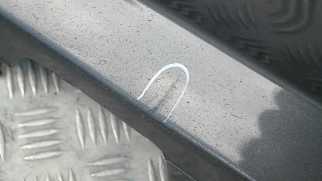 BMW E87 LCI Listello Portiera Apertura Gonna SX Frizzante Grafite Metallici - SKU 0036145-SG4 - Numero di parte 51770036145