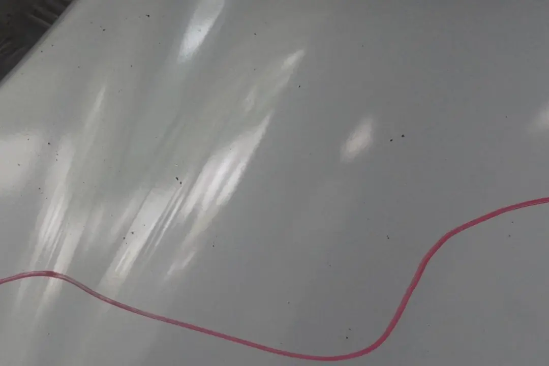 Classe A W168 Cofano Lembo Anteriore Polar Argento Metallizzato - 761 per Mercedes con numero di parte A1688800657 Mercedes Classe A W168 Cofano Lembo Anteriore Polar Argento Metallizzato - 761 - SKU A1688800657-PS - Numero di parte A1688800657