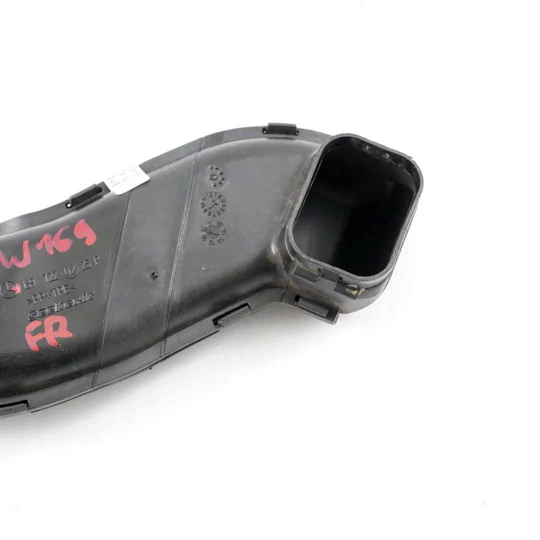 Mercedes-Benz W169 W245 avant Droit Cable Canal Conduite Revetement pour à propos du numéro de pièce A1697220225 Mercedes-Benz W169 W245 avant Droit Cable Canal Conduite Revetement - SKU A1697220225 - Numéro de pièce A1697220225