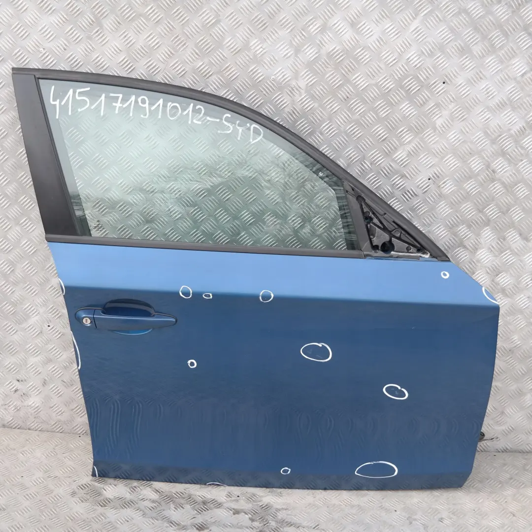 Porta anteriore destra Sydneyblau Blu - A19 per BMW E87 LCI con numero di parte 41517191012 BMW E87 LCI Porta anteriore destra Sydneyblau Blu - A19 - SKU 7191012-SYD - Numero di parte 41517191012