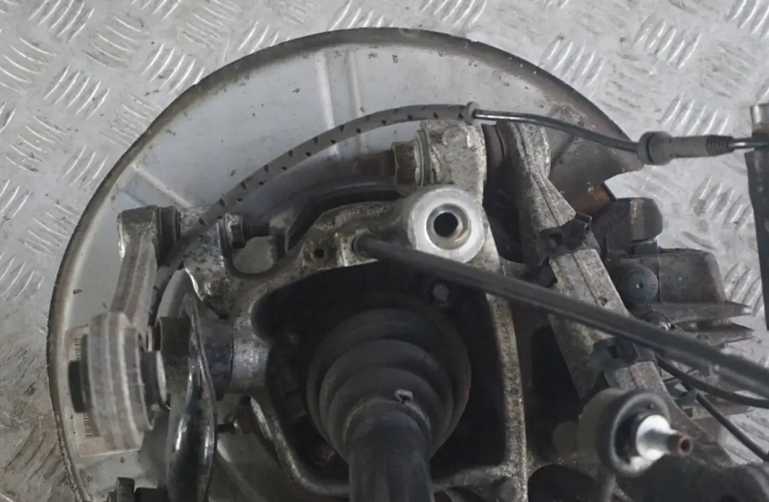  *BMW 5 E60 520d M47N2 Schwenklager Radträger Bremssattel Hinten Rechts - SKU 6770906-14 - Teilenummer 6770906