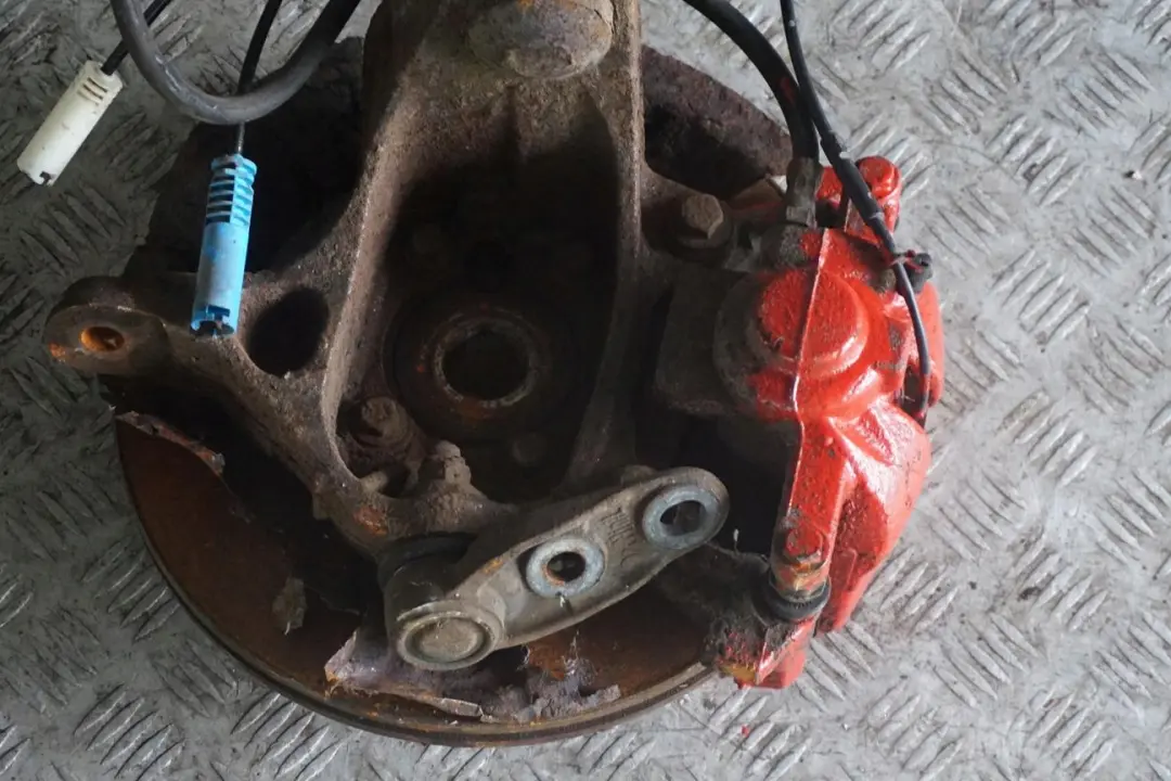 Front Left N/S Spring Strut Leg Brake Suspension Hub to BMW Mini R56 Cooper S N14 1 with Part number 6782209 BMW Mini R56 Cooper S N14 1 Front Left N/S Spring Strut Leg Brake Suspension Hub - SKU 6782209-1 - Part number 6782209