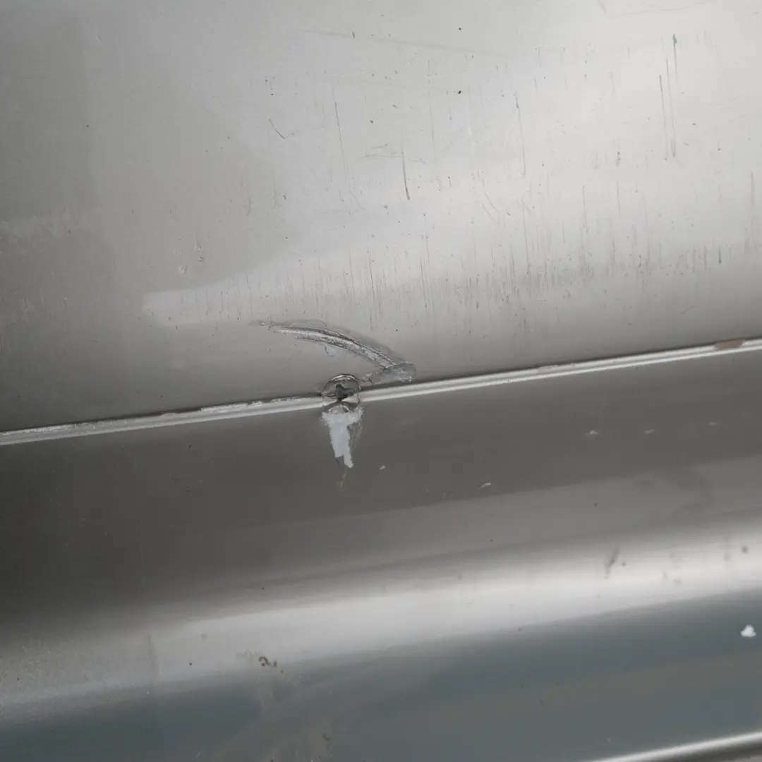 Zderzak tylny tył pdc Olivin 349 do BMW E61 o numerze 306983 BMW E61 Zderzak tylny tył pdc Olivin 349 - SKU 0306983-OLI - Numer Części 306983