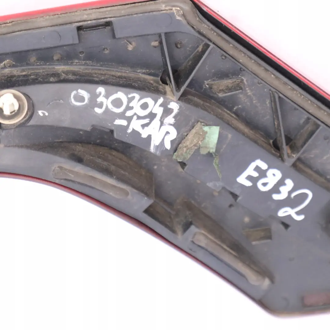 Reihe E83 Blende Heckklappe Karmesinrot Crimson Red Rot 5113 für BMW X3 mit Teilenummer 0303042 BMW X3 Reihe E83 Blende Heckklappe Karmesinrot Crimson Red Rot 5113 - SKU 0303042-KAR - Teilenummer 0303042