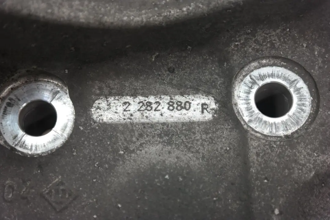 BMW E60 M5 Rueda Delantera Derecha Soporte Suspension Nudillo - SKU 2282880 - Número de pieza 2282880