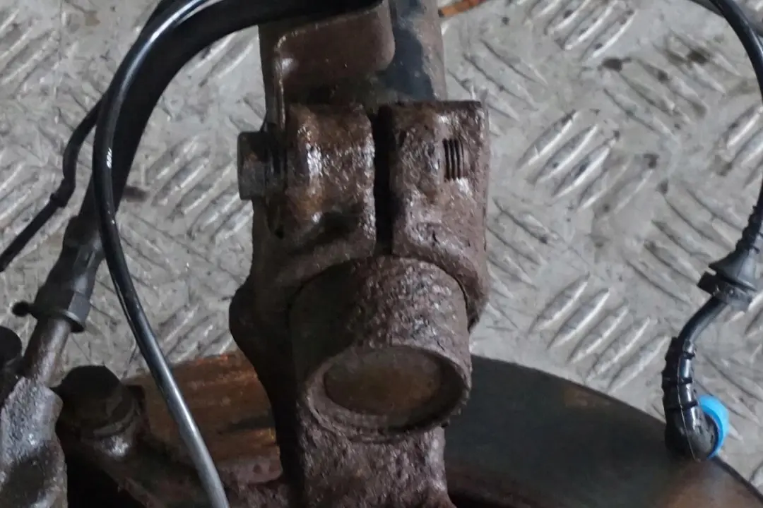 Kit Amortisseur Pivotement A L'Avant Gauche pour BMW Z4 E85 Roadster M Sport à propos du numéro de pièce 6761893 BMW Z4 E85 Roadster M Sport Kit Amortisseur Pivotement A L'Avant Gauche - SKU 6761895 - Numéro de pièce 6761893