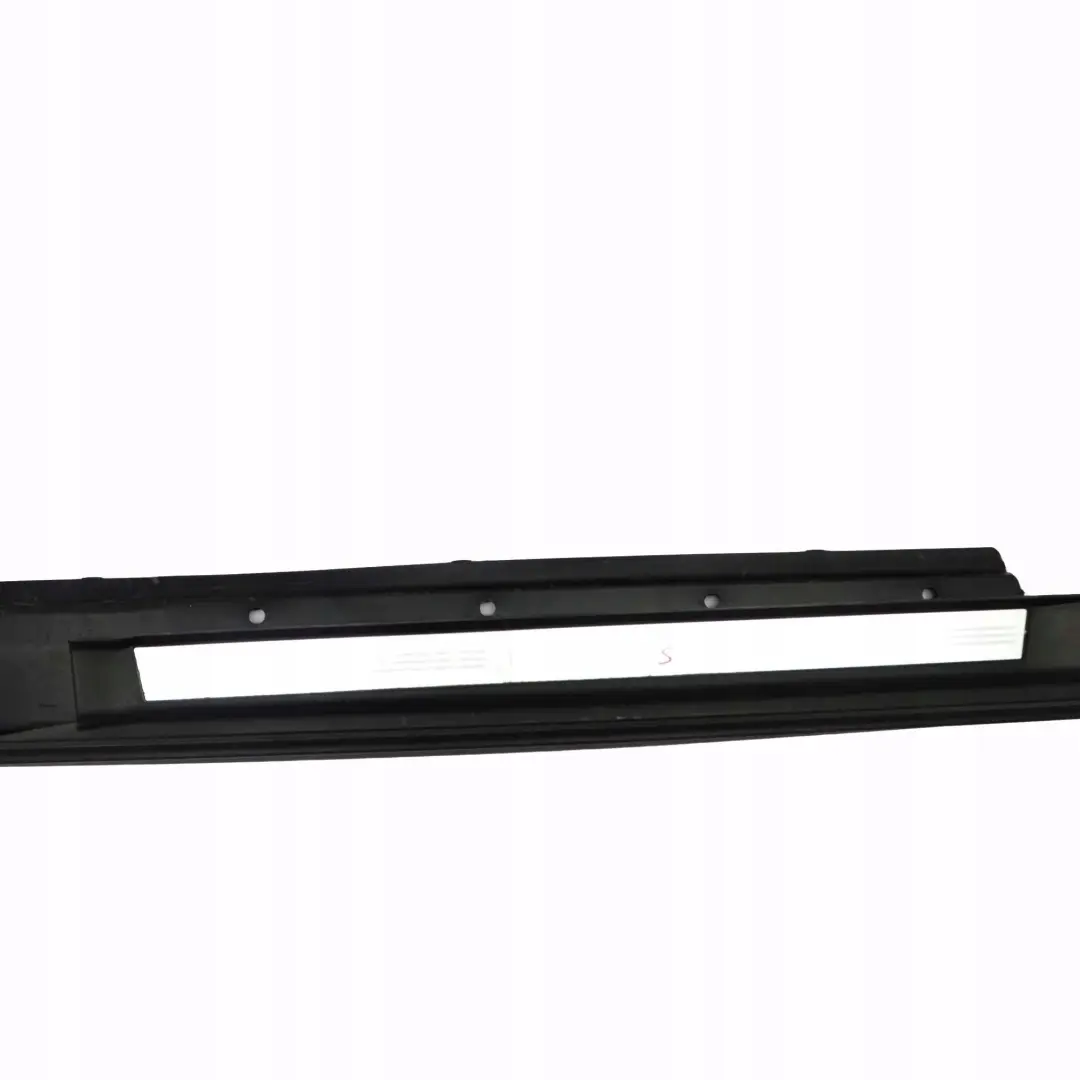 Sottoporta Copertura Gonna Destra per Mini Cooper S R56 R57 con numero di parte 7147916 Mini Cooper S R56 R57 Sottoporta Copertura Gonna Destra - SKU 7147916-3 - Numero di parte 7147916