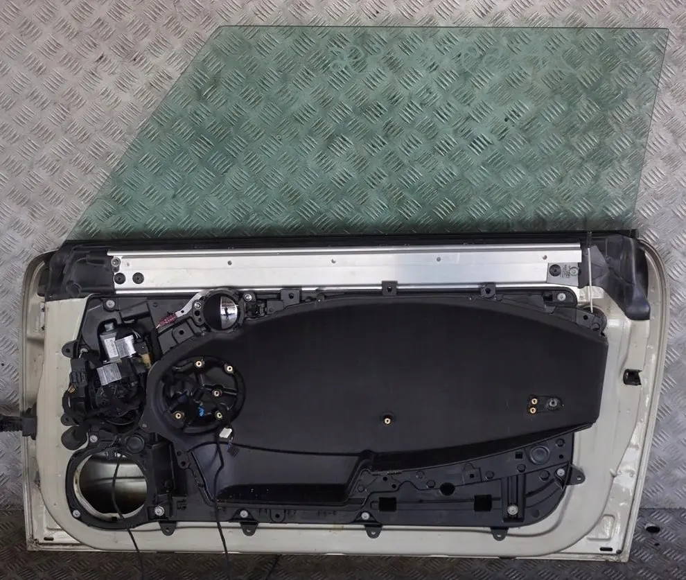 BMW MINI Cooper 6 R55 R56 R57 R58 R59 Door Front Right O/S Sparkling Silver - SKU 2755936-SS6 - Part number 2755936