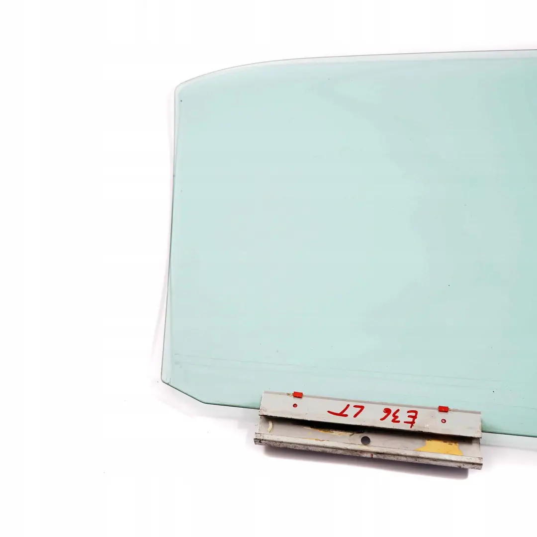 BMW 3 E36 Berlina Touring Puerta Trasera Izquierda Ventana Lateral Verde AS2 - SKU 8122287 - Número de pieza 8122287