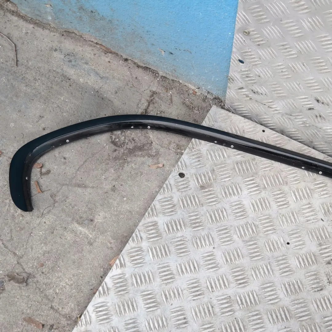 Moldura Embellecedor Marco Lateral Derecho Glanzschwarz para BMW E91 E91N LCI con número de pieza 51137220200 BMW E91 E91N LCI Moldura Embellecedor Marco Lateral Derecho Glanzschwarz - SKU 51137220200 - Número de pieza 51137220200