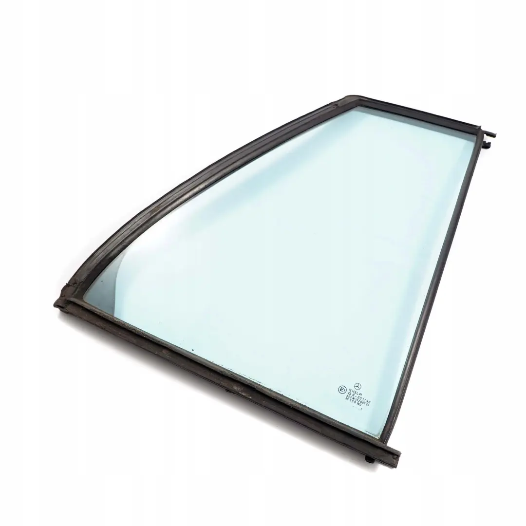 Trasero Derecho O / Ventana Triangular Vidrio Azul AS2 para Mercedes E W210 Estate con número de pieza A2107351209 Mercedes E W210 Estate Trasero Derecho O / Ventana Triangular Vidrio Azul AS2 - SKU A2107351209 - Número de pieza A2107351209