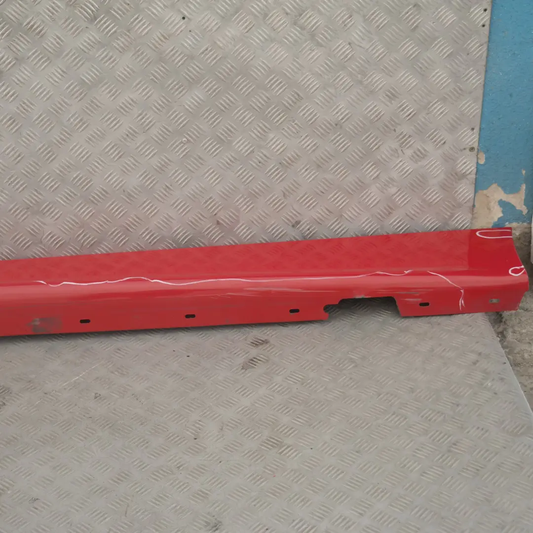  BMW0 E87 Listello Portiera Apertura Gonna SX Rosso Giappone Rosso 438 - SKU 0032949-JR10 - Numero di parte 32949