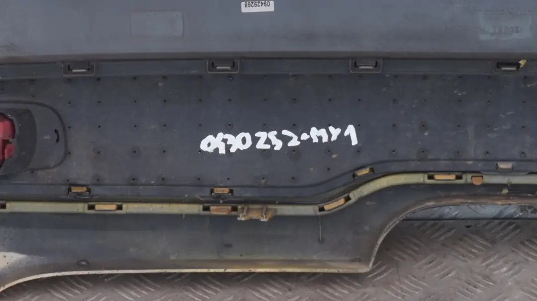 Panel embellecedor parachoques trasero Mellow Yellow - A58 para Mini Cooper R56 R57 1 con número de pieza 0430252 Mini Cooper R56 R57 1 Panel embellecedor parachoques trasero Mellow Yellow - A58 - SKU 0430252-MY1 - Número de pieza 0430252