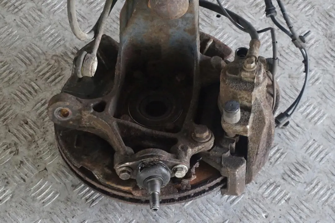 BMW Mini R53 Cooper S W11 1.6 170hp Front Left N/S Leg Brake Suspension Hub - SKU 6759421 - Part number 6759421
