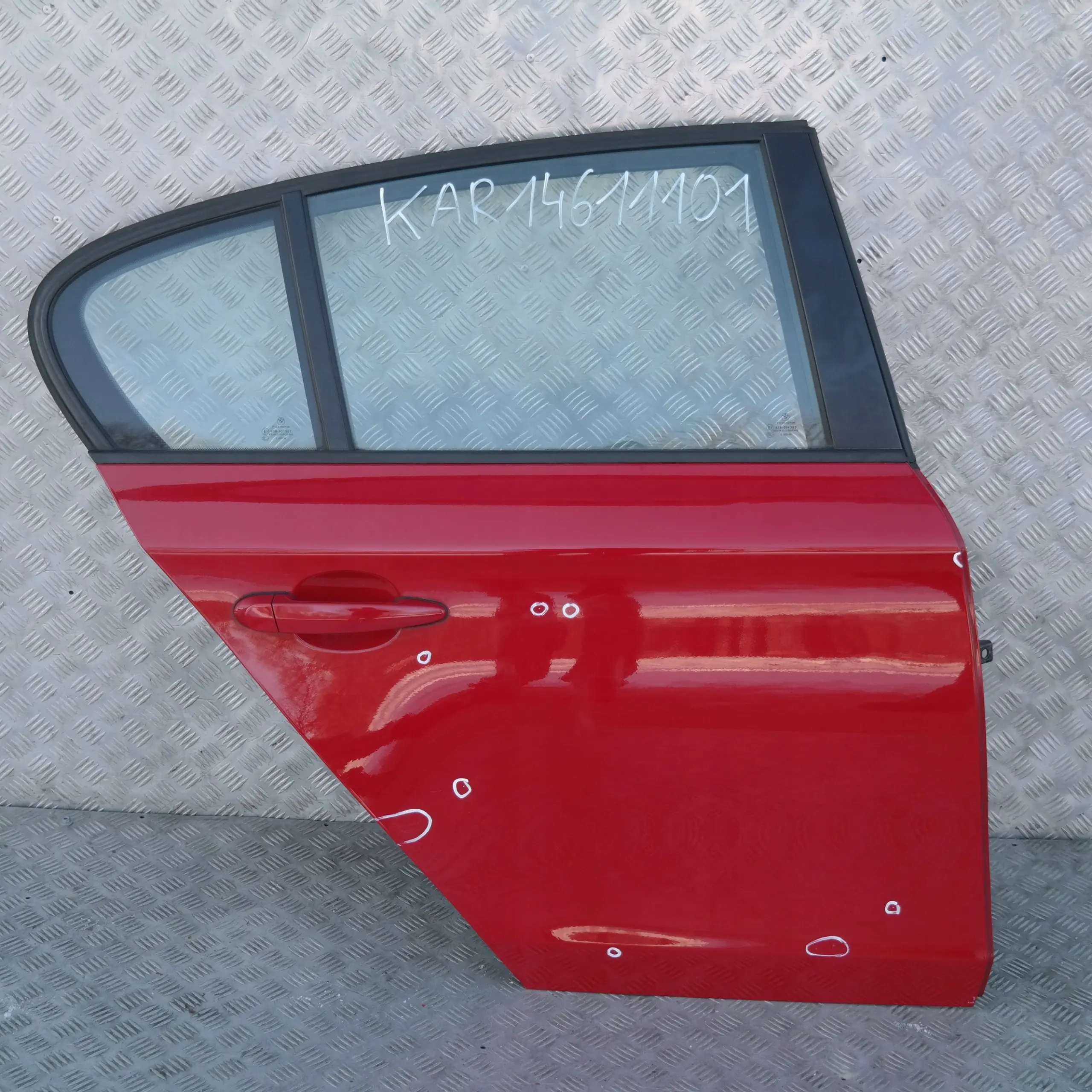 BMW E87 Porta posteriore destra Karmesinrot Karmesin Rosso - A61