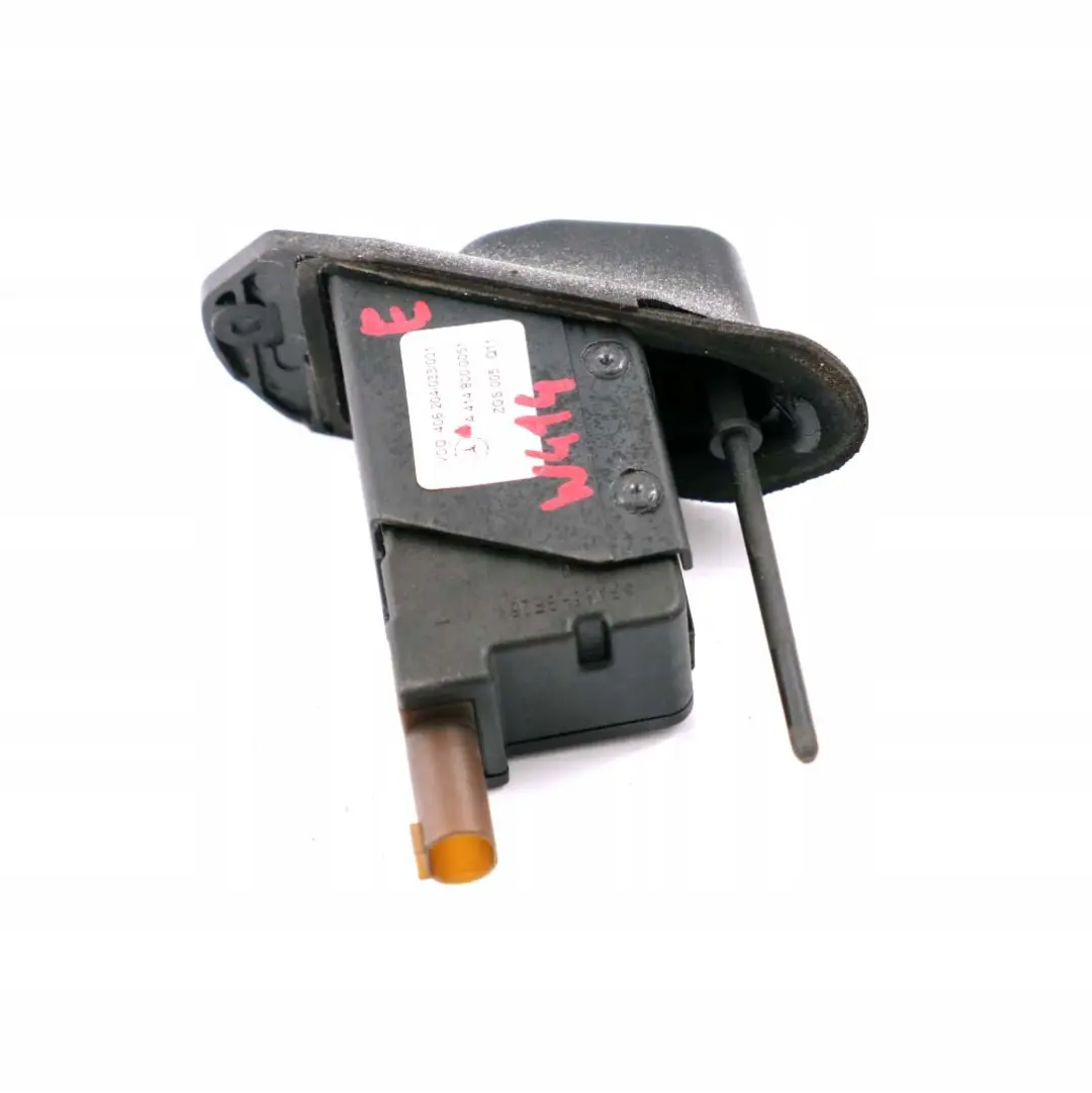 W414 Tank Klappen Zug Blocco Servo Motore per Mercedes con numero di parte A4148000051 Mercedes W414 Tank Klappen Zug Blocco Servo Motore - SKU A4148000051 - Numero di parte A4148000051