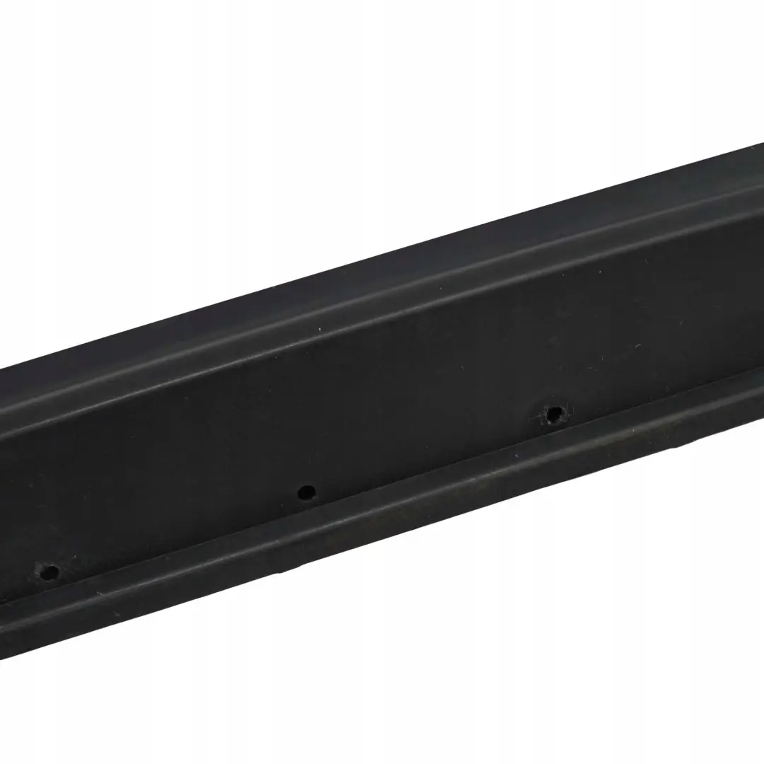 Listello Portiera Gonna Destro Nero per Mini R50 R53 Cooper S con numero di parte 1491056 Mini R50 R53 Cooper S Listello Portiera Gonna Destro Nero - SKU 1491056-2 - Numero di parte 1491056
