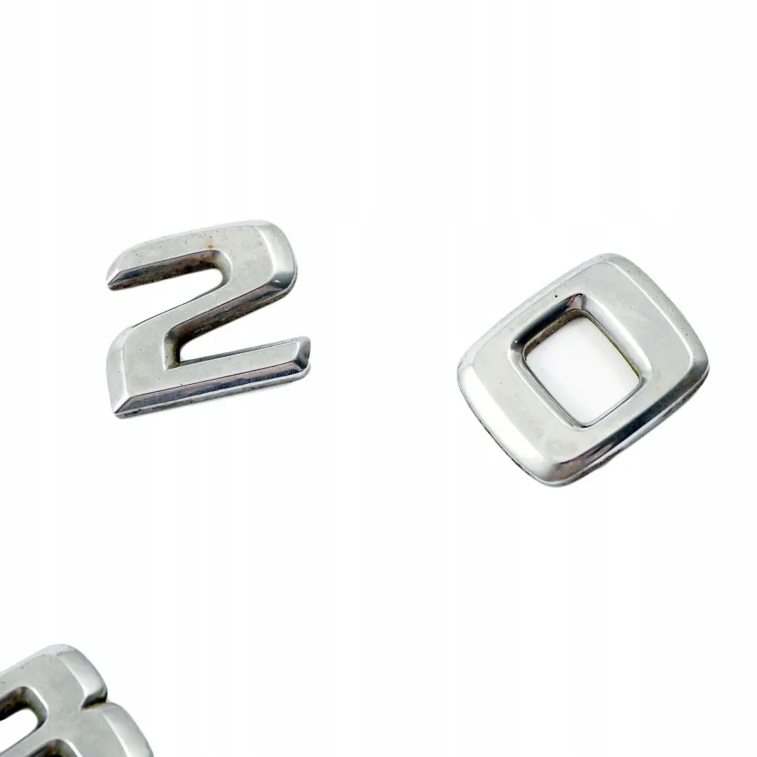 Kofferraum Heckklappe aufgeklebt Emblem Schriftzug E320 für Mercedes W210 W211 mit Teilenummer A1248175815 Mercedes W210 W211 Kofferraum Heckklappe aufgeklebt Emblem Schriftzug E320 - SKU A1248175815 - Teilenummer A1248175815