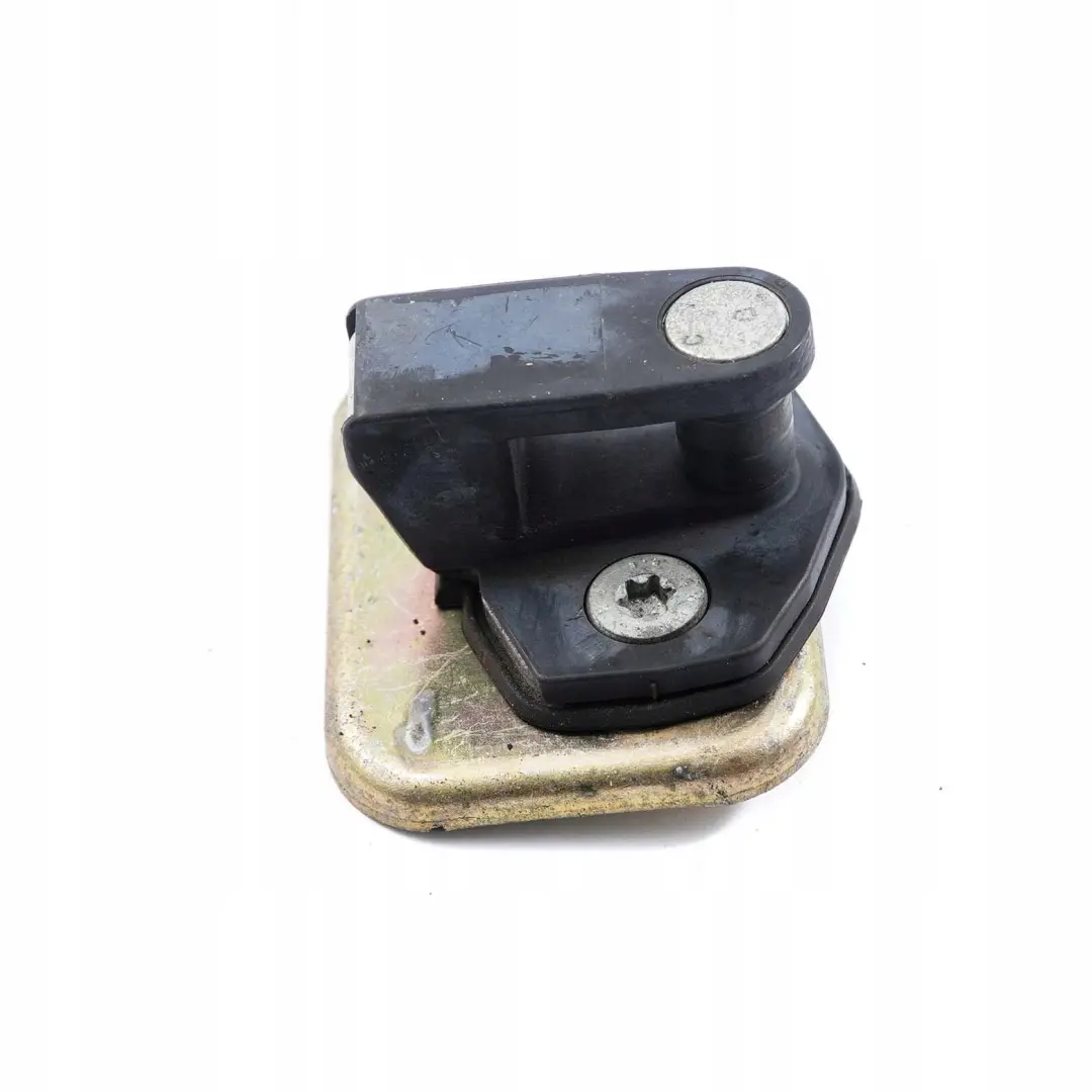 Schliesskeil Tür Hinten für BMW 3 er E36 mit Teilenummer 8122299 BMW 3 er E36 Schliesskeil Tür Hinten - SKU 8122299 - Teilenummer 8122299