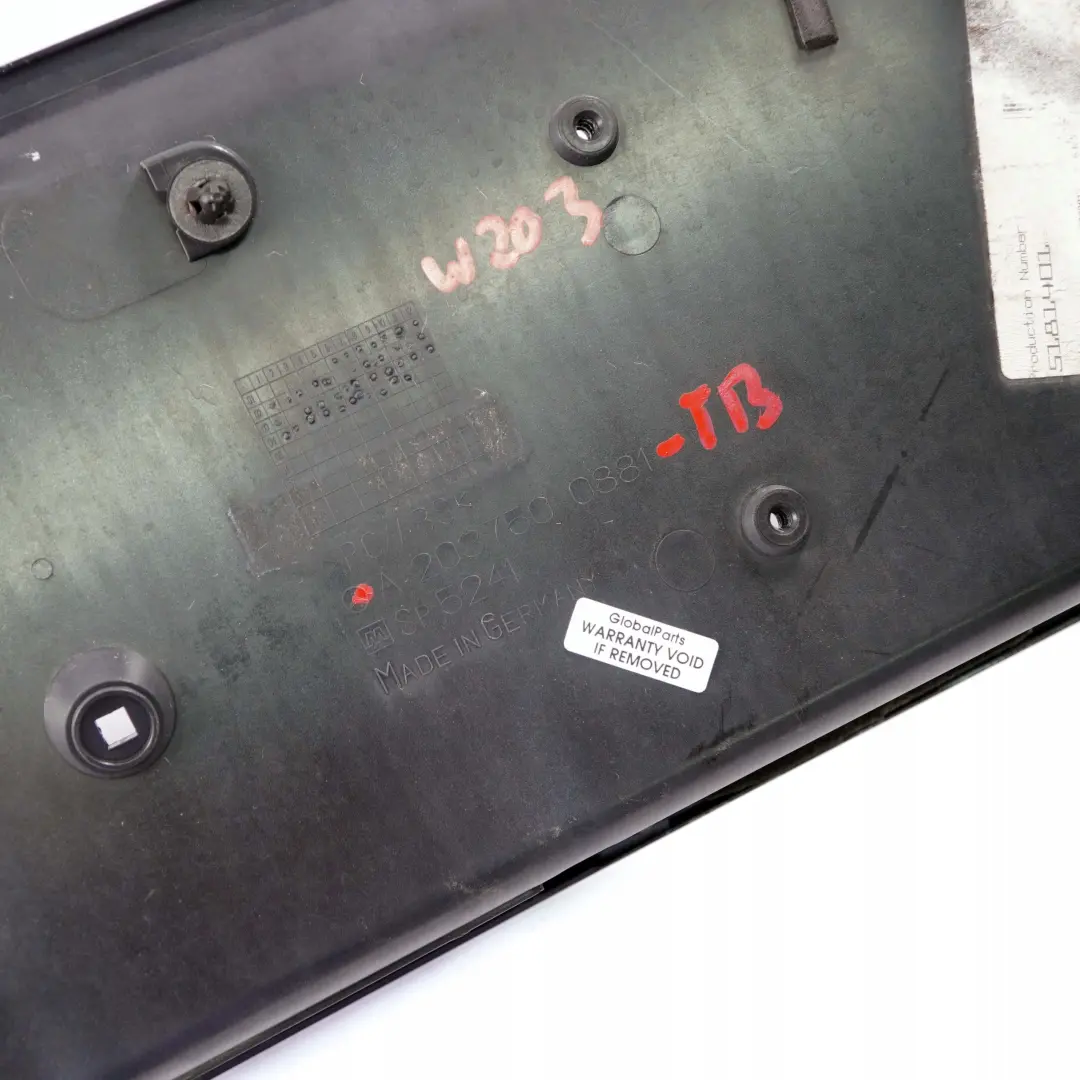 Blenda klapy tył Tanzanite Blue do MERCEDES C W203 o numerze A2037500881 MERCEDES C W203 Blenda klapy tył Tanzanite Blue - SKU A2037500881-TB - Numer Części A2037500881