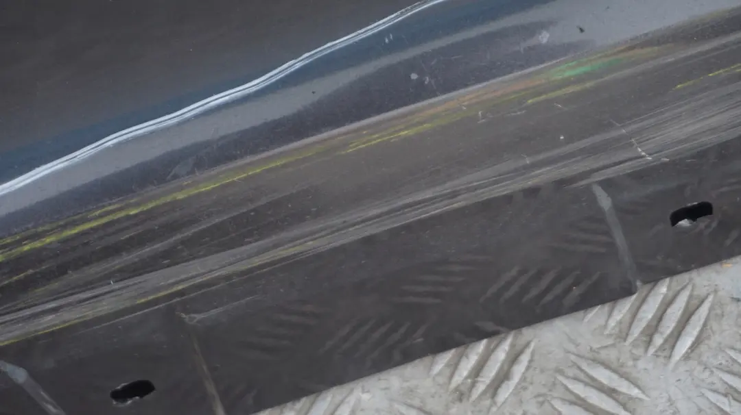 BMW E92 E93 Listello Portiera Verniciato Destra Frizzante Grafite - A22 - SKU 0034058-SG - Numero di parte 0034058