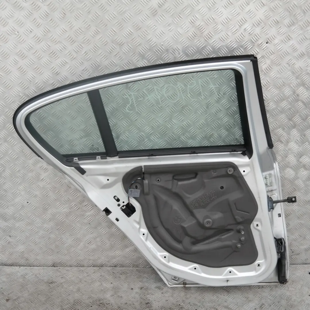 BMW E87 drzwi lewe tylne tył titansilber 354 - SKU 7191017-TS - Numer Części 7191017