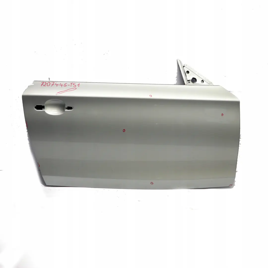  £BMW 1 Series E81 E82 E88 Door Front Right O/S Titansilber Titan Silver Metallic - SKU 7207446-TS1 - Part number 7207446
