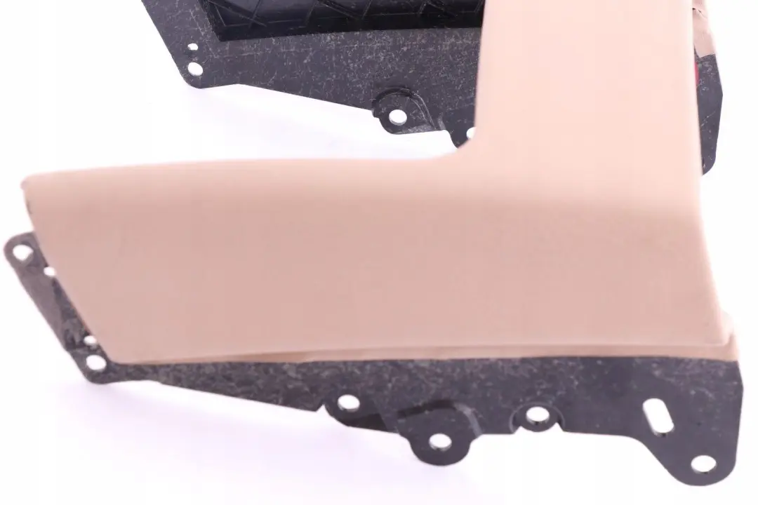 Obudowa osłona konsoli konsola 8402935 do BMW E53 X5 o numerze 8262776 BMW E53 X5 Obudowa osłona konsoli konsola 8402935 - SKU 8262776 - Numer Części 8262776