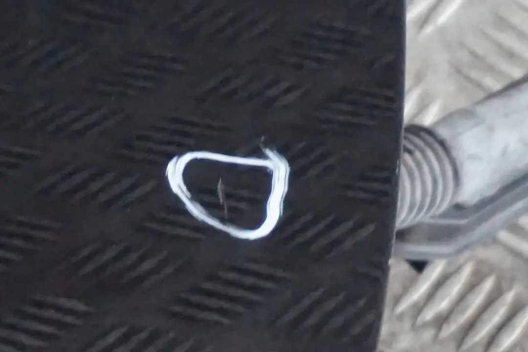 Drzwi prawe przód carbonschwarz 416 do BMW E90 E91 o numerze 7203644 BMW E90 E91 Drzwi prawe przód carbonschwarz 416 - SKU 7203644-CAR3 - Numer Części 7203644