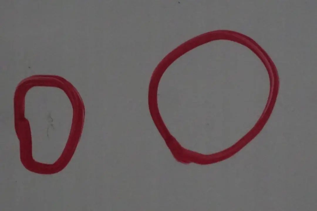 Drzwi prawe Pepper white do MINI R50 R52 R53 o numerze 7202912 MINI R50 R52 R53 Drzwi prawe Pepper white - SKU 7202912-PW2 - Numer Części 7202912