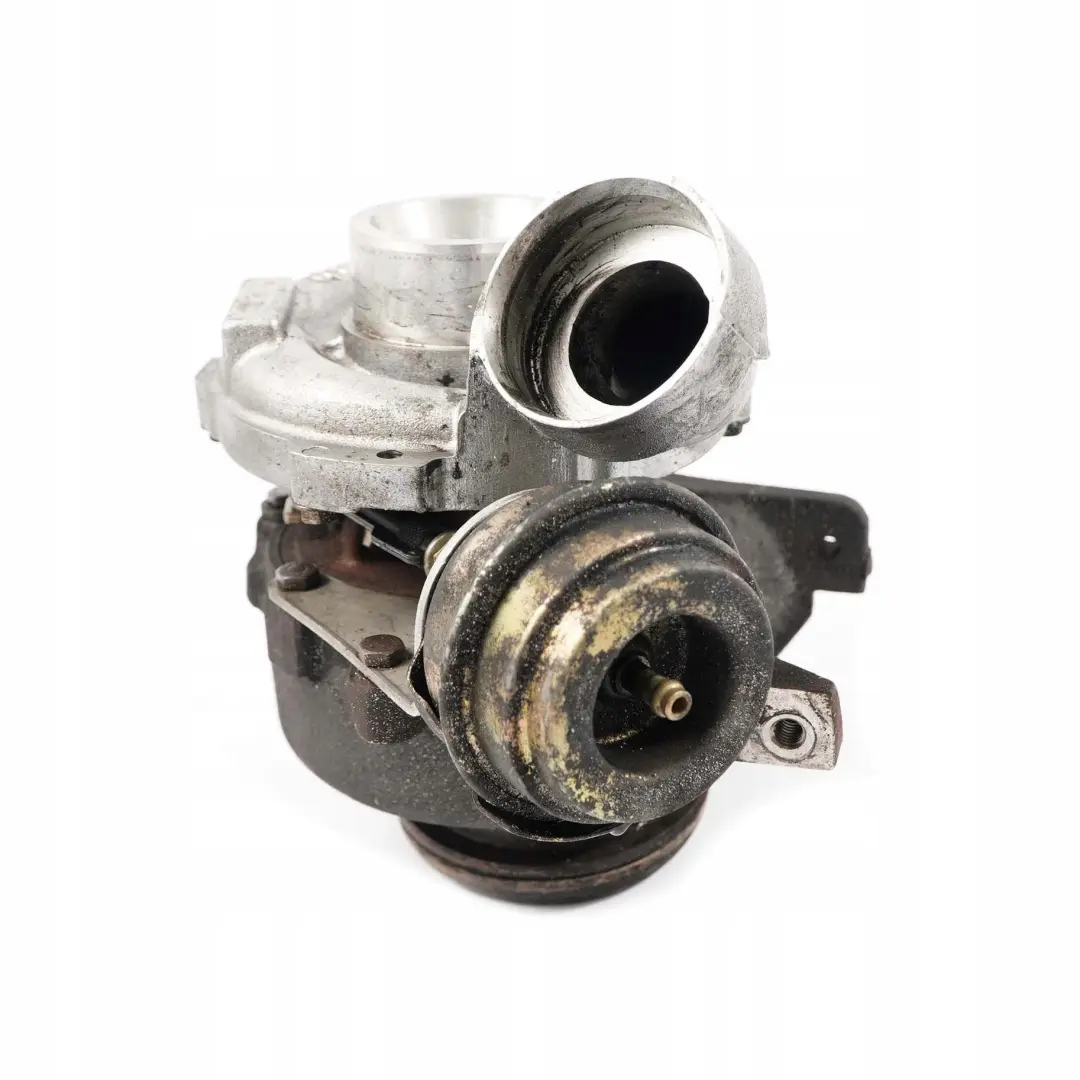 OM611 Turbosprężarka diesel do Mercedes W203 W210 o numerze A6110960999 Mercedes W203 W210 OM611 Turbosprężarka diesel - SKU A6110960999 - Numer Części A6110960999