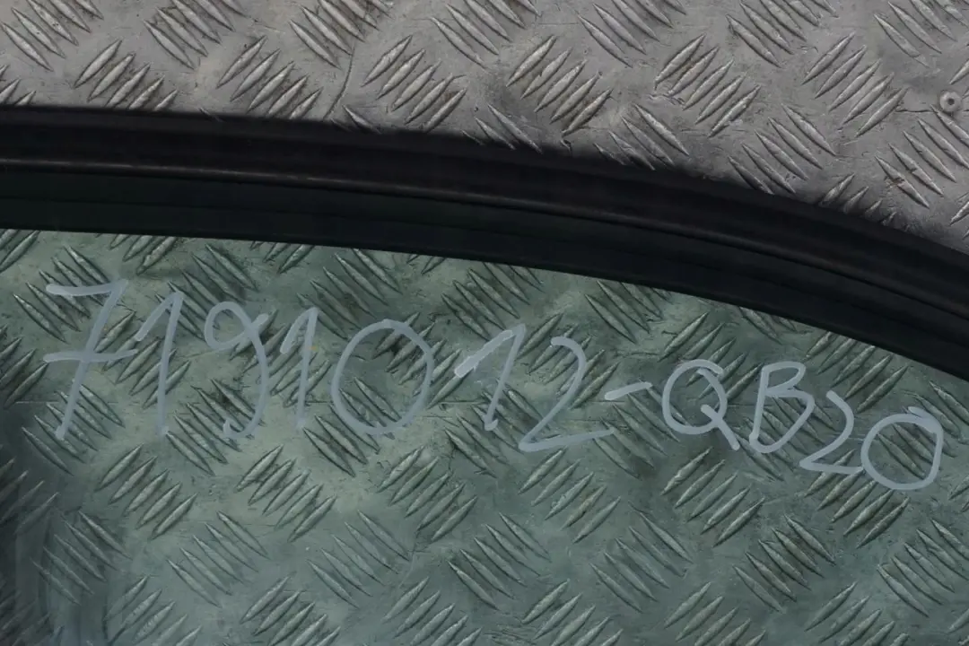 BMW 1 E87 drzwi prawe przednie Quarzblau A18 - SKU 7191012-QB20 - Numer Części 7191012