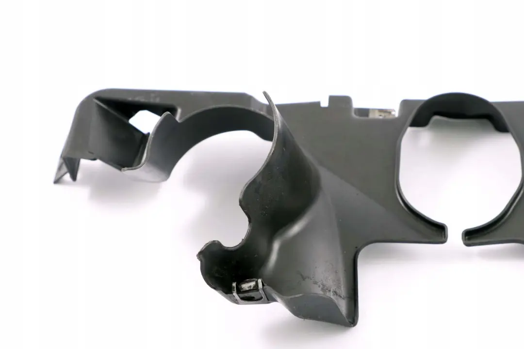 Steering Gear Bottom Right O/S 7138608 to BMW 5 Series E60 E61 Cover with Part number 7130332 BMW 5 Series E60 E61 Cover Steering Gear Bottom Right O/S 7138608 - SKU lhd-7203992 - Part number 7130332