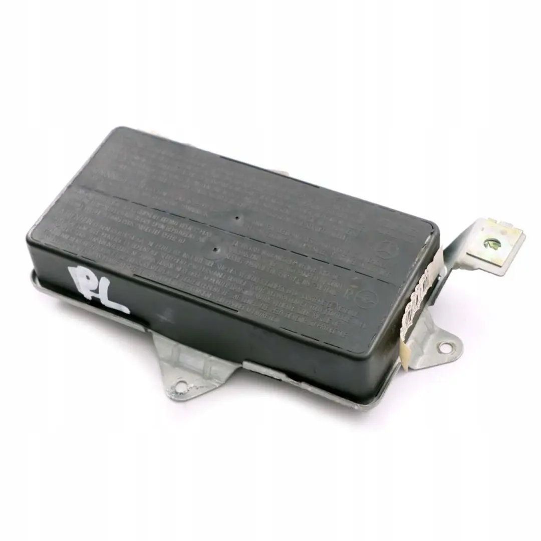 Front Right O/S Door Airbag Air Bag Module to Mercedes A-Class W168 with Part number A1688600205 Mercedes A-Class W168 Front Right O/S Door Airbag Air Bag Module - SKU A1688600205 - Part number A1688600205