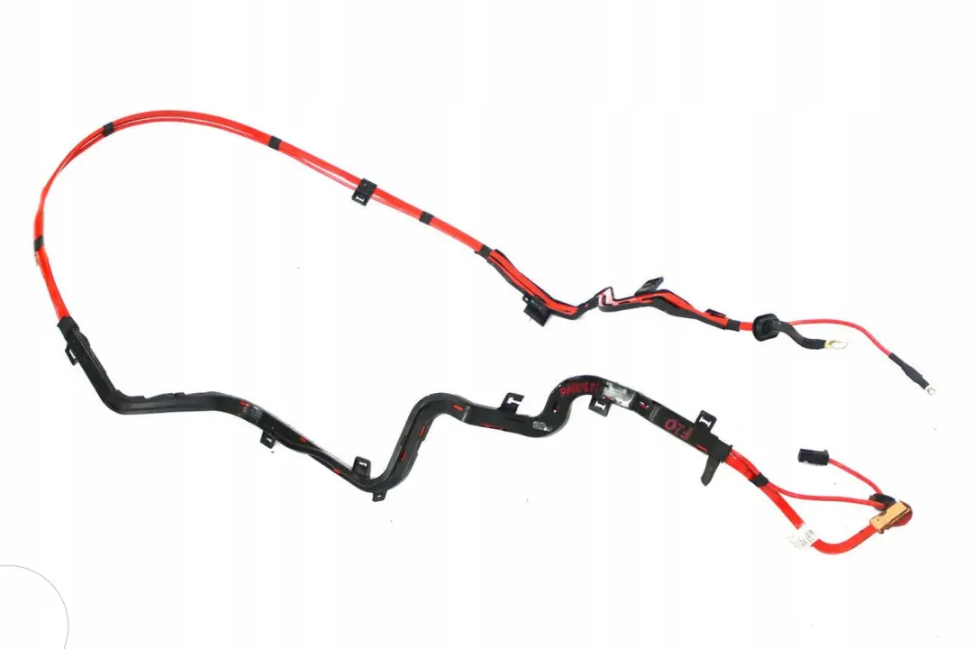 DEBAJO DEL COCHE CABLE POSITIVO De La BATERiA para BMW F20 F20N F21 F22 con número de pieza 9230046 BMW F20 F20N F21 F22 DEBAJO DEL COCHE CABLE POSITIVO De La BATERiA - SKU 9230046 - Número de pieza 9230046