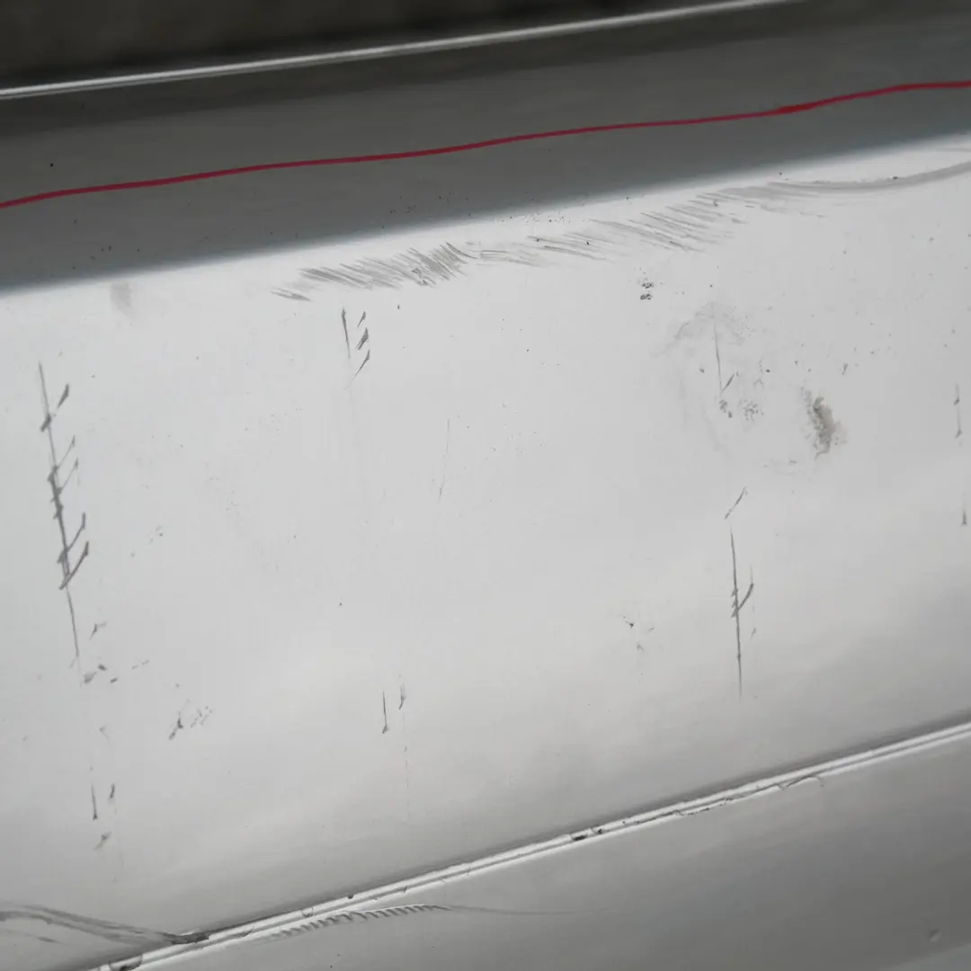 Zderzak tylny tył pdc titansilber 354 do BMW E60 o numerze 149318 BMW E60 Zderzak tylny tył pdc titansilber 354 - SKU 0149318-TS2 - Numer Części 149318