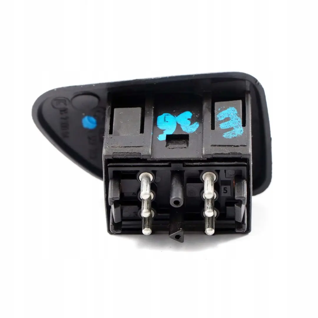 Commutateur de Miroir Commutateur pour BMW 3 E36 à propos du numéro de pièce 1387282 BMW 3 E36 Commutateur de Miroir Commutateur - SKU 1387282 - Numéro de pièce 1387282