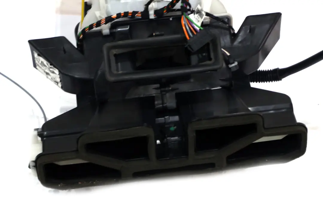 Class W169 Air Conditioning Heater Matrix Unit Housing Box Petrol to Mercedes A with Part number A1698301460 Mercedes A Class W169 Air Conditioning Heater Matrix Unit Housing Box Petrol - SKU A1698301460 - Part number A1698301460