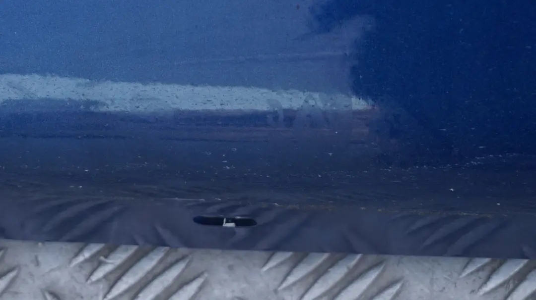 Schwellerleiste Blende Schweller links Le Mans Blau für BMW 1 er E87 LCI M Sport mit Teilenummer 33557 BMW 1 er E87 LCI M Sport Schwellerleiste Blende Schweller links Le Mans Blau - SKU 0033557-LMB - Teilenummer 33557