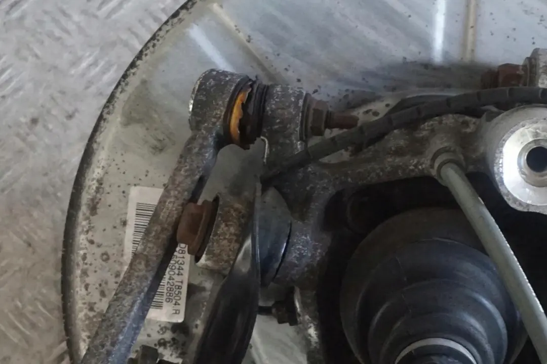 BMW 7 er E65 735i N62 272PS Längslenker Radträger Bremsscheibe Hinten Rechts - SKU 6763120-5 - Teilenummer 6763120