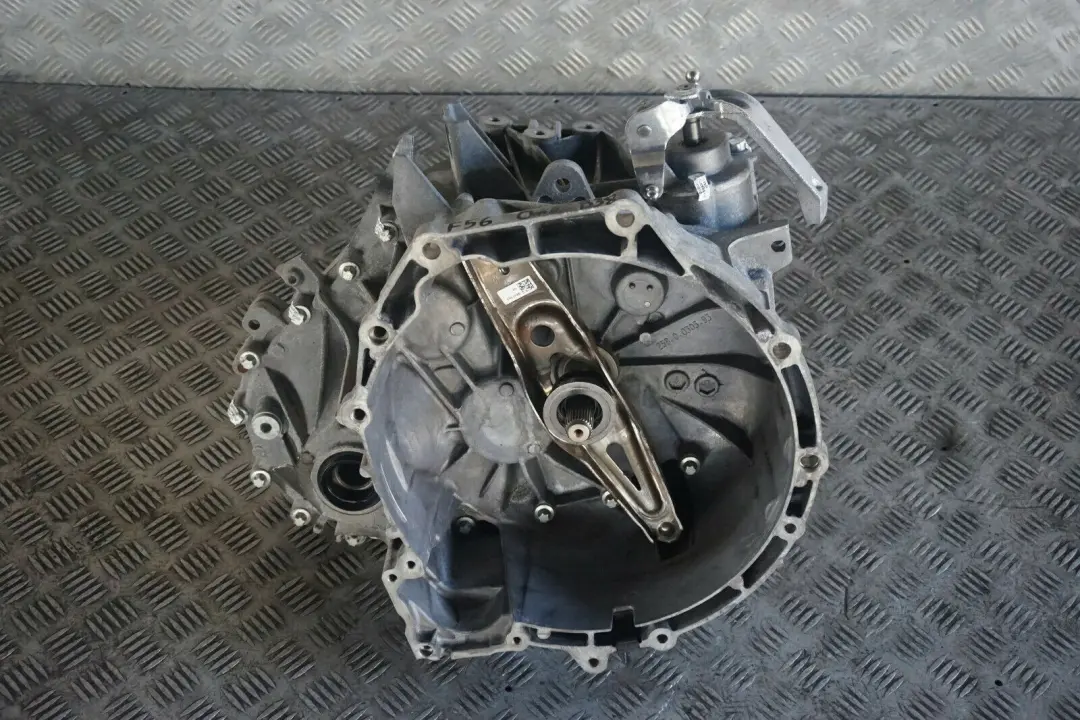 Benzin B38 Schaltgetriebe BAE GS6-58BG GARANTIE für BMW Mini One F55 F56 mit Teilenummer 8687637 BMW Mini One F55 F56 Benzin B38 Schaltgetriebe BAE GS6-58BG GARANTIE - SKU 8687637 - Teilenummer 8687637