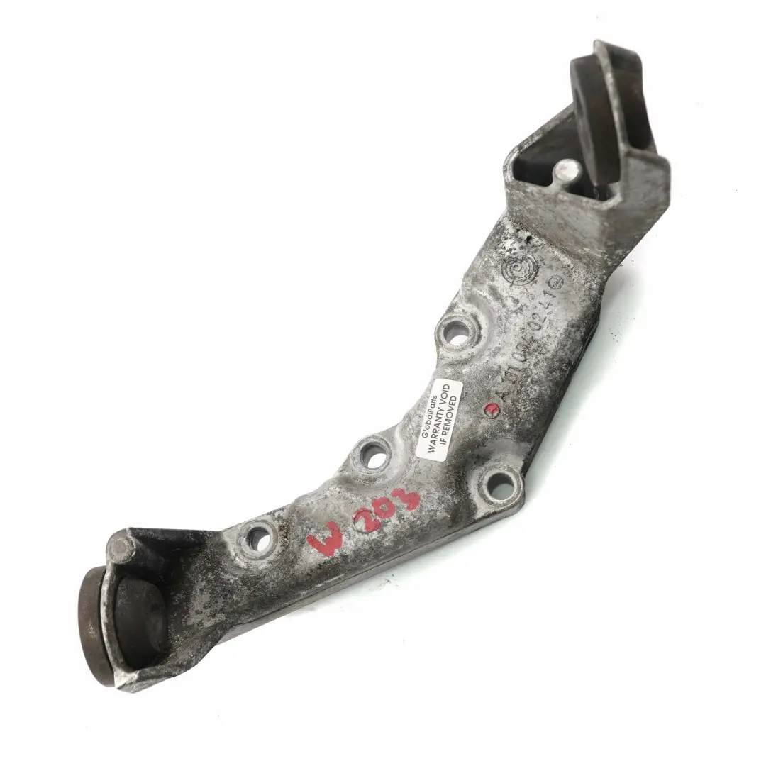 M111 Soporte del Cojinete de Bomba Direccion Asistida para Mercedes W203 con número de pieza A1110940241 Mercedes W203 M111 Soporte del Cojinete de Bomba Direccion Asistida - SKU A1110940241 - Número de pieza A1110940241