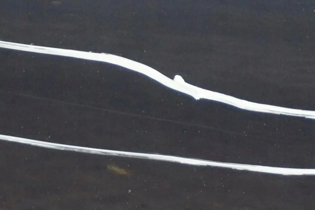 Puerta Trasera Izquierda Tiefseeblau Deep Sea Blue Metallic - A76 para BMW E60 1 con número de pieza 7202341 BMW E60 1 Puerta Trasera Izquierda Tiefseeblau Deep Sea Blue Metallic - A76 - SKU 7202341-DSB1 - Número de pieza 7202341