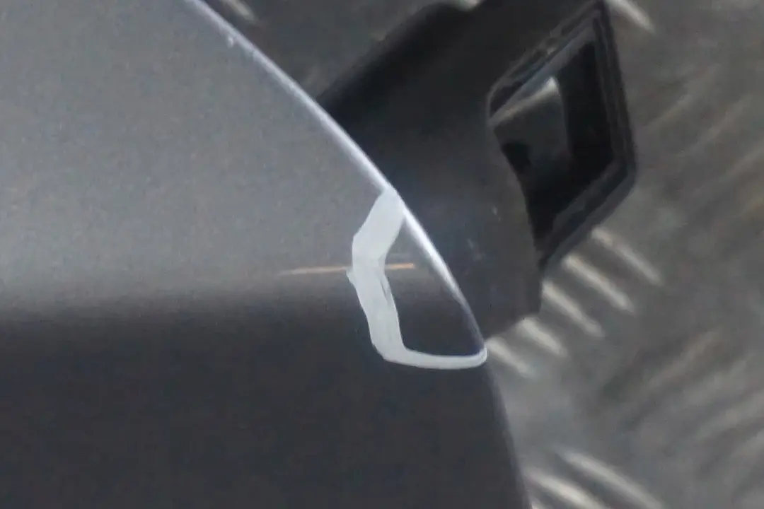 drzwi prawe przednie Quarzblau A18 do BMW 1 E87 o numerze 7191012 BMW 1 E87 drzwi prawe przednie Quarzblau A18 - SKU 7191012-QB19 - Numer Części 7191012