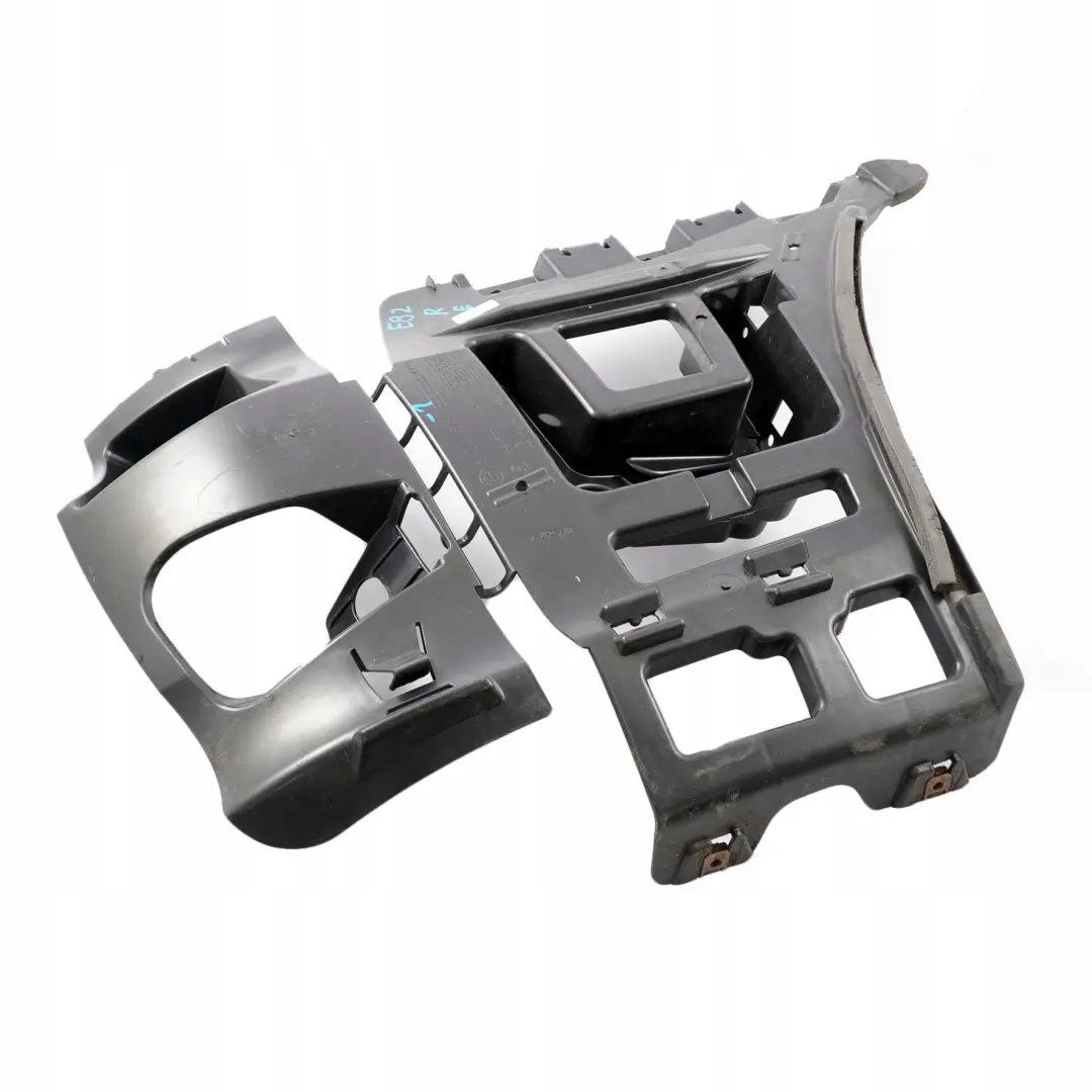 Bumper Right O/S Guide Bracket to BMW 1 Series E82 E88 1 Coupe Cabrio Rear with Part number 7170664 BMW 1 Series E82 E88 1 Coupe Cabrio Rear Bumper Right O/S Guide Bracket - SKU 7170664-1 - Part number 7170664
