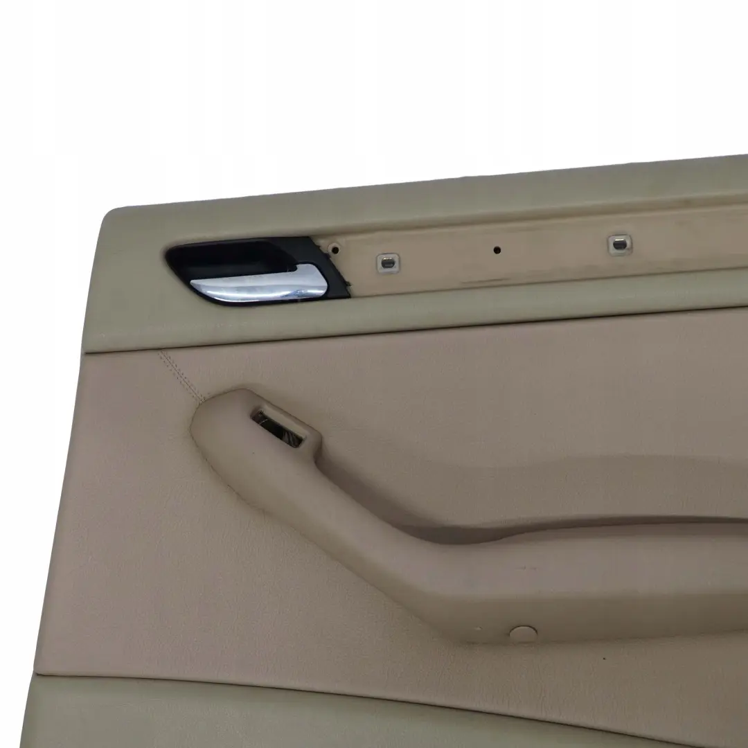 Türverkleidung Hinten Rechts Leder Montana Beige für BMW 3 E46 Limousine Kombi mit Teilenummer 8224540 BMW 3 E46 Limousine Kombi Türverkleidung Hinten Rechts Leder Montana Beige - SKU 8224540 - Teilenummer 8224540