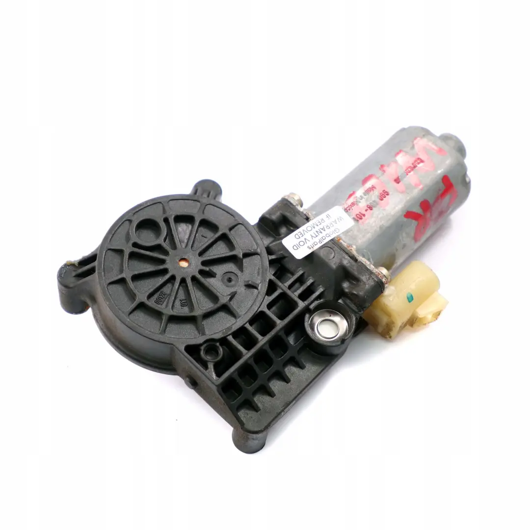 Mercedes-Benz M ML W163 Motor elevalunas delantero derecho para con número de pieza A1638202842 Mercedes-Benz M ML W163 Motor elevalunas delantero derecho - SKU A1638202842 - Número de pieza A1638202842