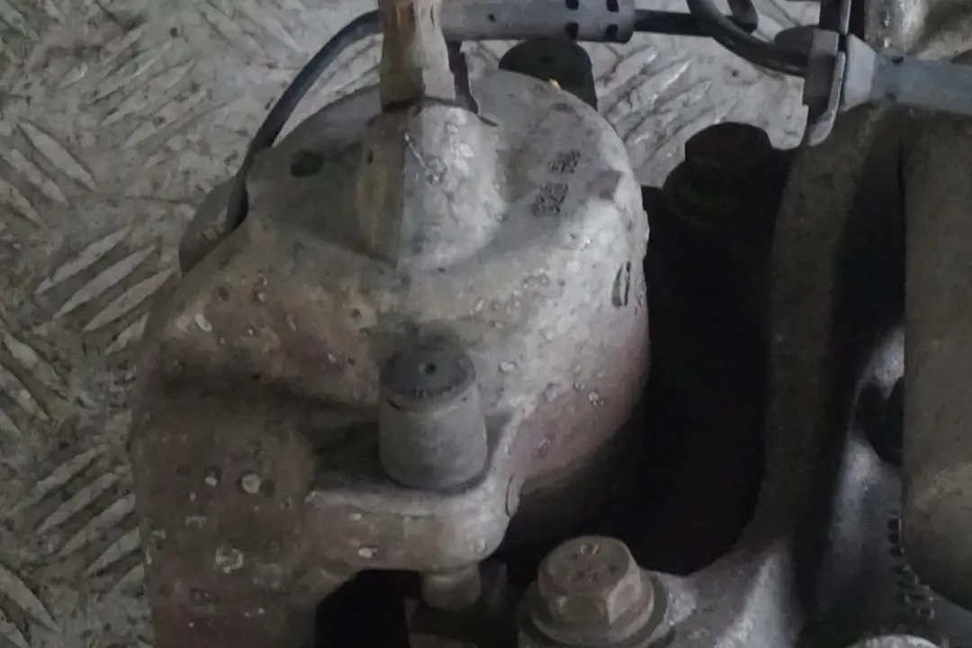 Reihe E60 525i M54 Stoßdämpfer Federbein Vorn Links für BMW 5 mit Teilenummer 6764457 BMW 5 Reihe E60 525i M54 Stoßdämpfer Federbein Vorn Links - SKU 6764457-7 - Teilenummer 6764457