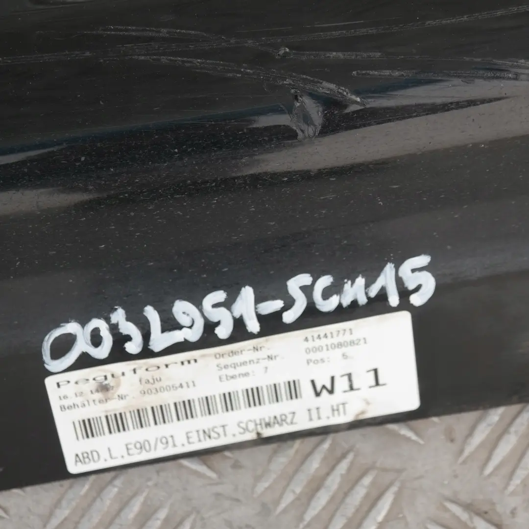 BMW5 E90 E91 Listello Portiera Apertura Gonna SX Nero 2 per con numero di parte 32951 BMW5 E90 E91 Listello Portiera Apertura Gonna SX Nero 2 - SKU 0032951-SCH15 - Numero di parte 32951